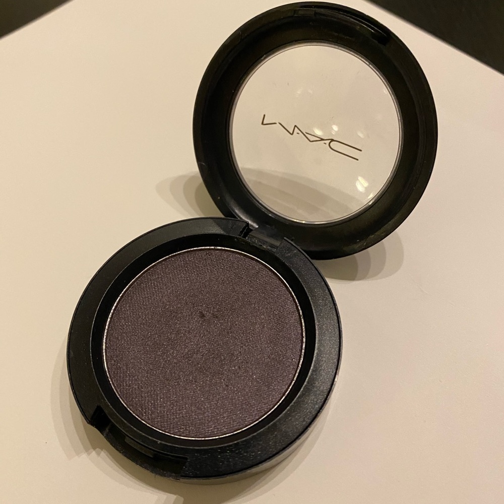 MAC Mega Metal Shadow Unflappable